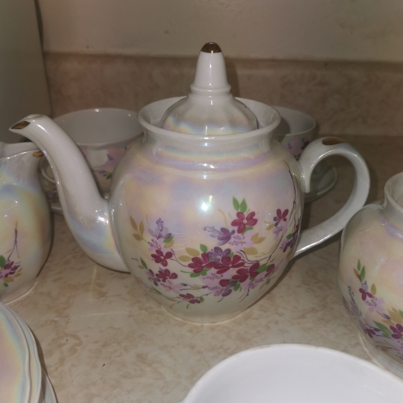 DULEVO PORCELAIN RUSSIAN Tea Set - Picture 2 of 6